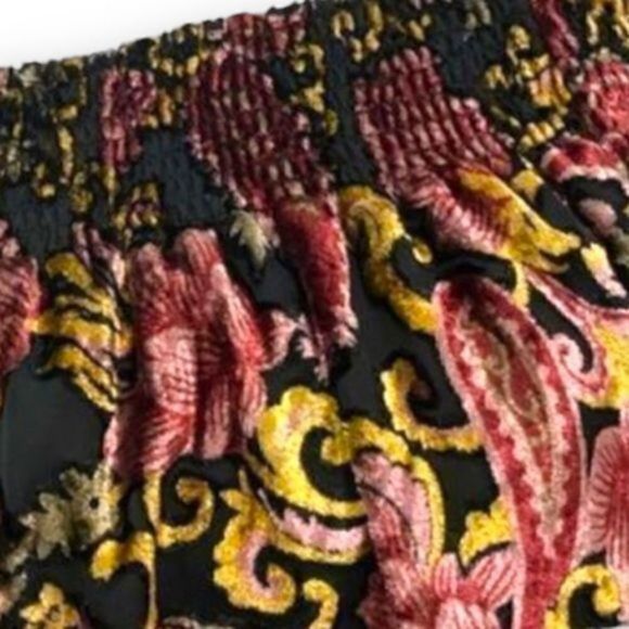 Anthropologie Seen Worn Kept Off the Shoulder Velvet Floral Embossed Top Black M - Picture 3 of 9